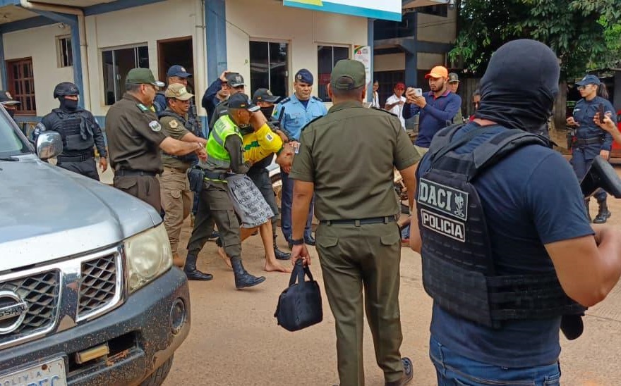 CAPTURAN EN COBIJA A SÚBDITO BRASILEÑO BUSCADO POR ASESINATO Y VARIOS DELITOS